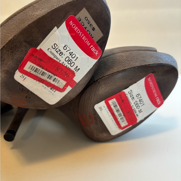 NWT! VERA WANG ROYCE PLATFORM SUEDE SPIKED HEEL BOOTIE BOOTS - Picture 6 of 8